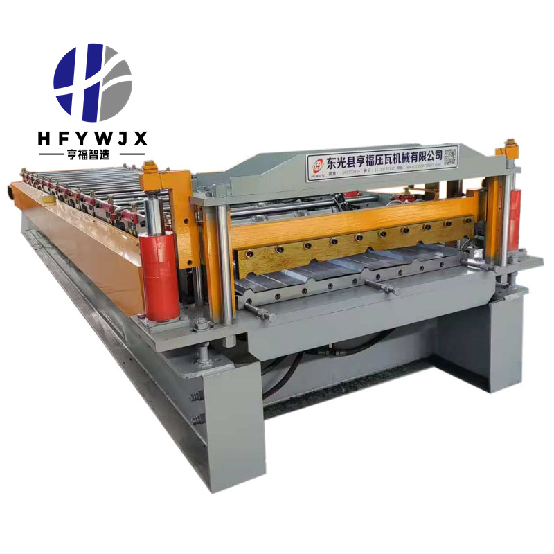 900 roll forming machiine